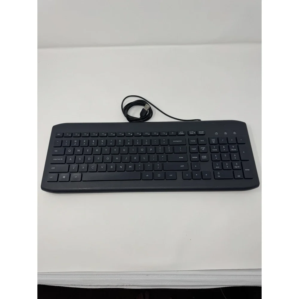 Surf Onn Wired USB Keyboard 104‎ keys 100009052 Black WORKS TESTED
